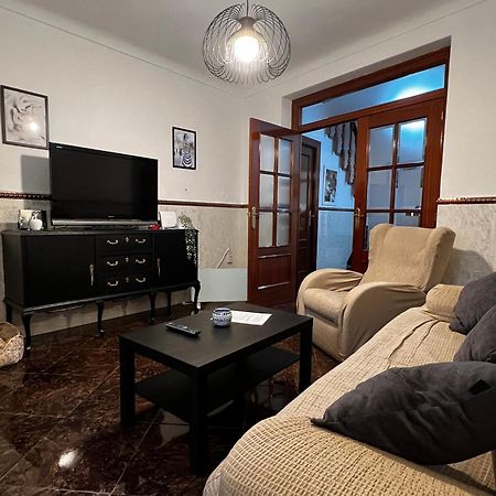 Las Parras House - Casa En Torredelcampo Zewnętrze zdjęcie